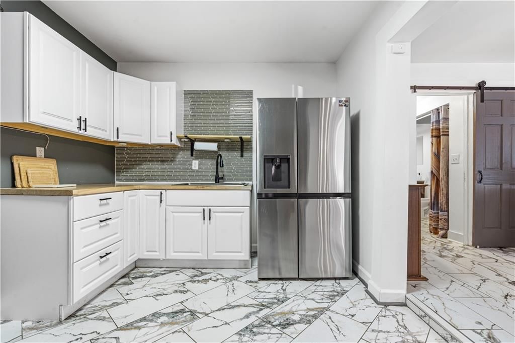 4031 S Benton Avenue — photo 15