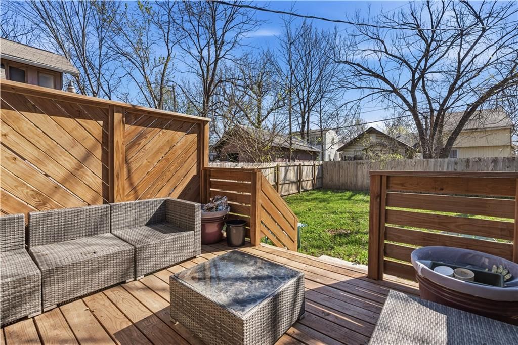 4031 S Benton Avenue — photo 32