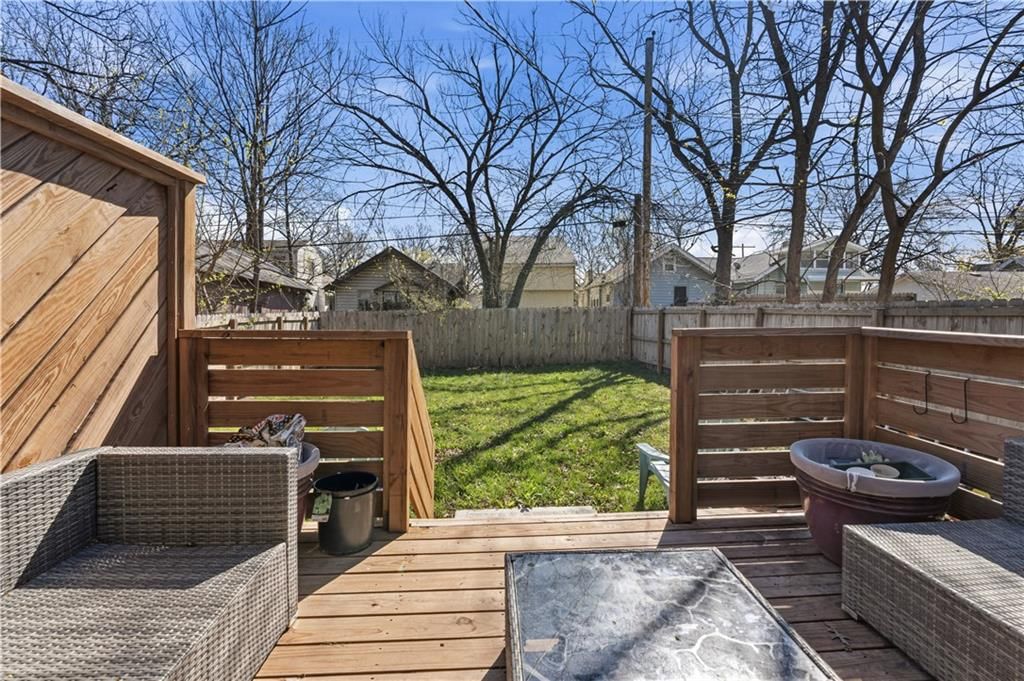 4031 S Benton Avenue — photo 33