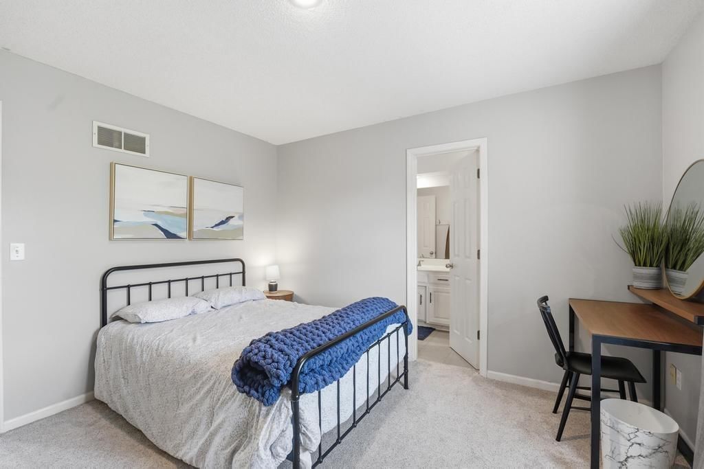 13117 S Hagan Street — photo 38