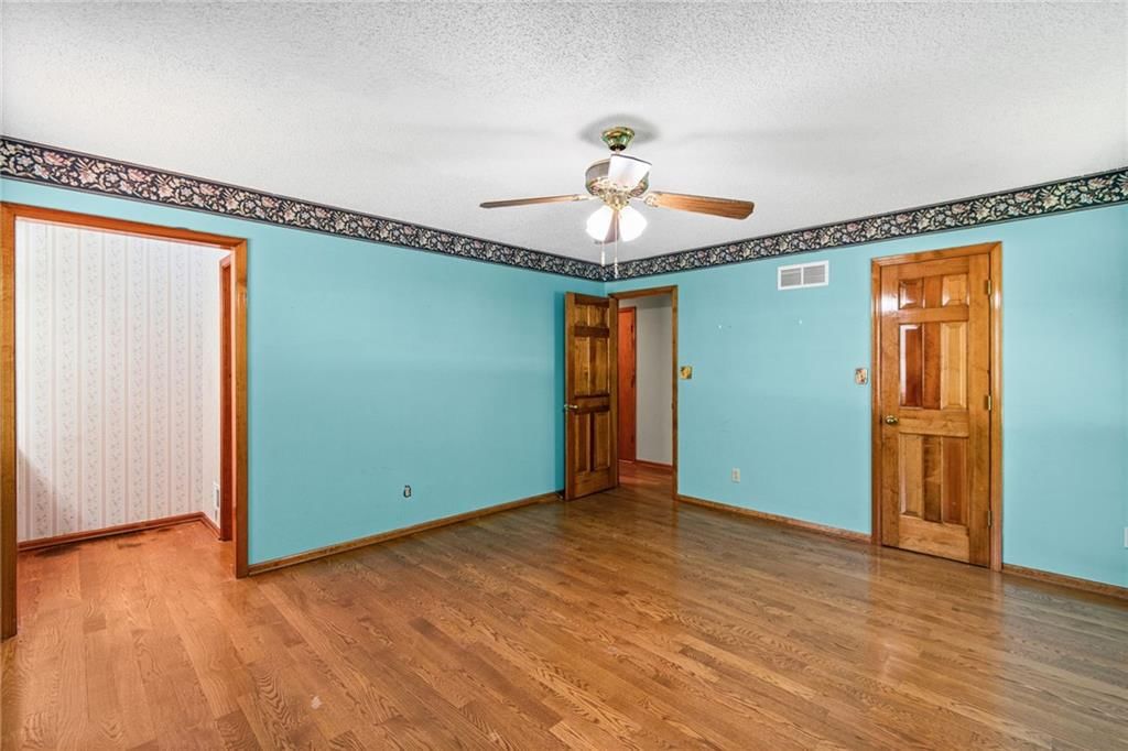 715 Lark Street — photo 18