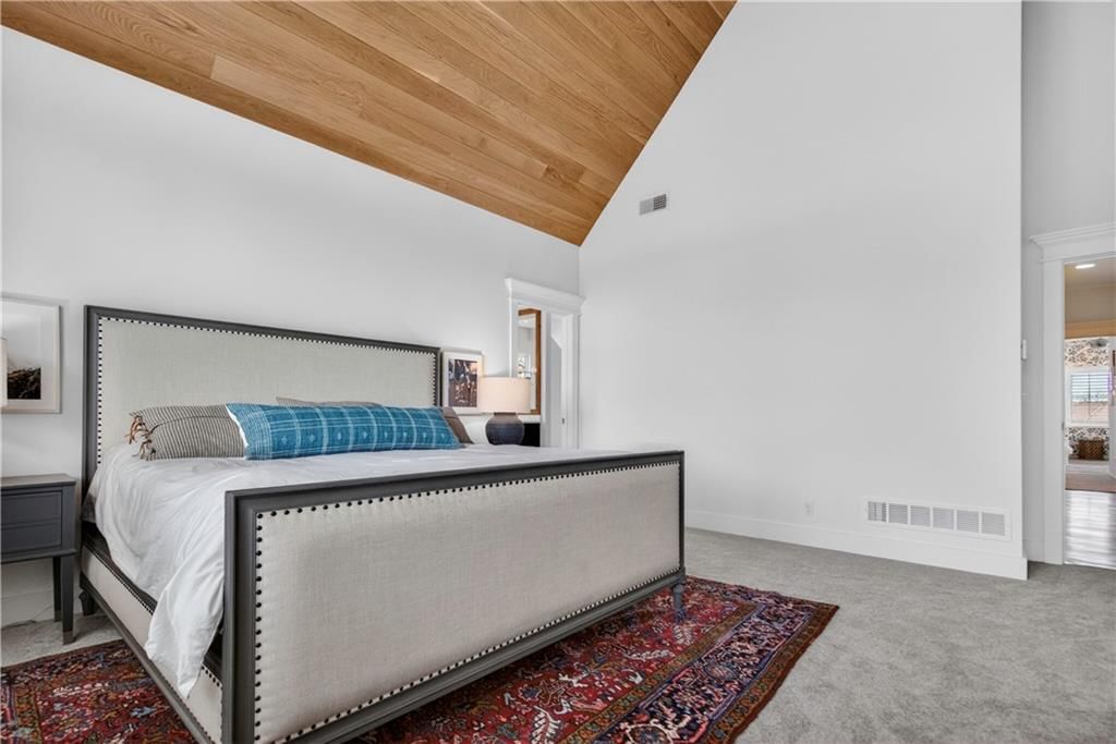 16404 Rosehill Street — photo 34