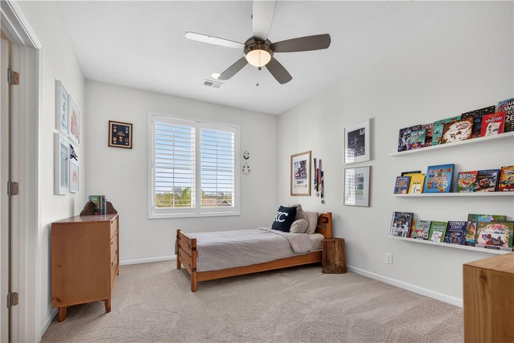 16404 Rosehill Street — photo 41