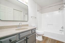 4612 NE Whispering Winds Drive — photo 8