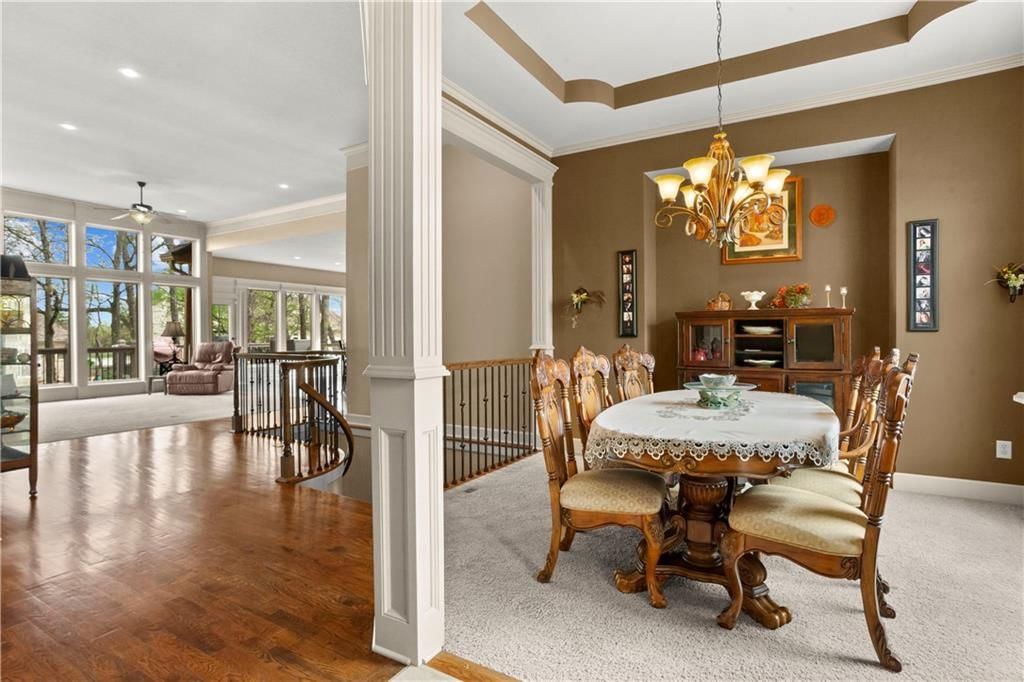 608 NE Sundown Drive — photo 4