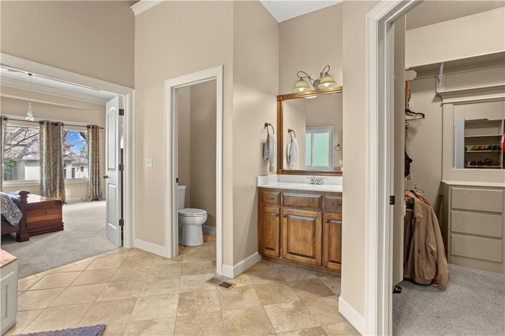 608 NE Sundown Drive — photo 25