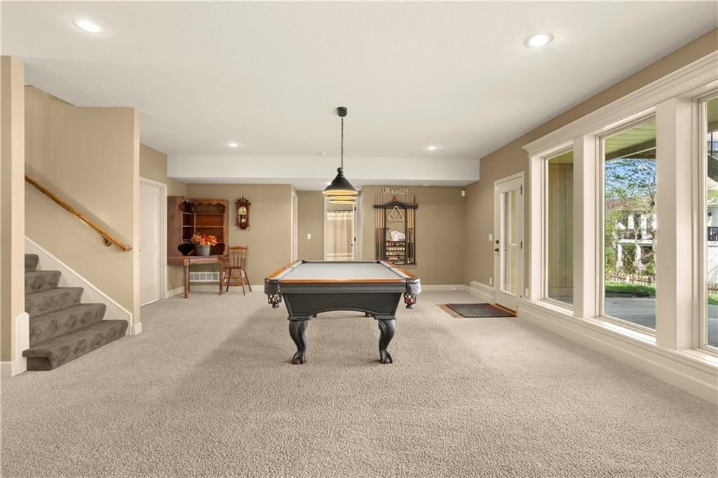 608 NE Sundown Drive — photo 31