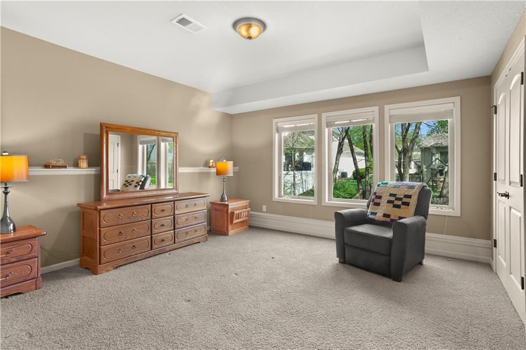 608 NE Sundown Drive — photo 35