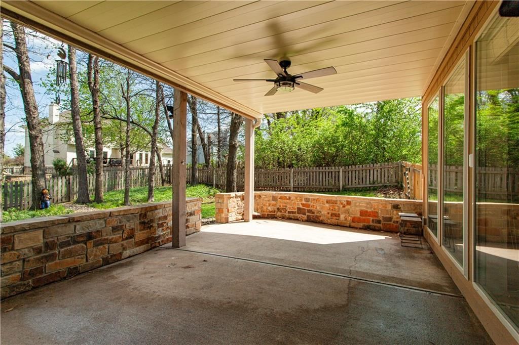 608 NE Sundown Drive — photo 40