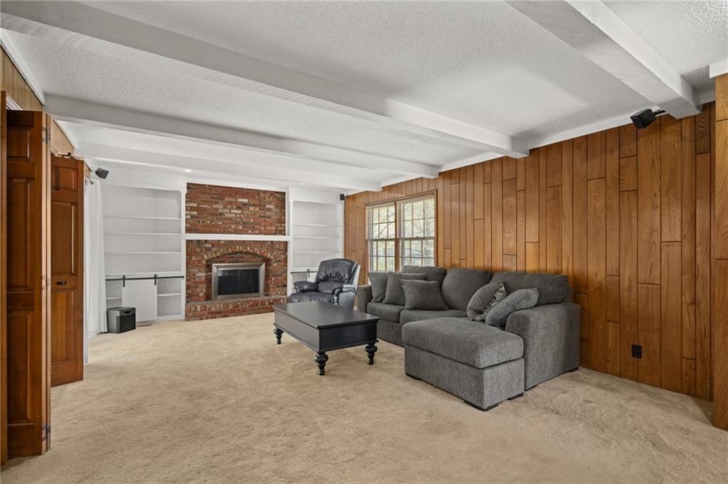 1613 E Sleepy Hollow Circle — photo 23