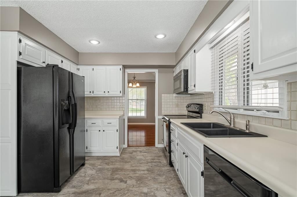 1613 E Sleepy Hollow Circle — photo 34