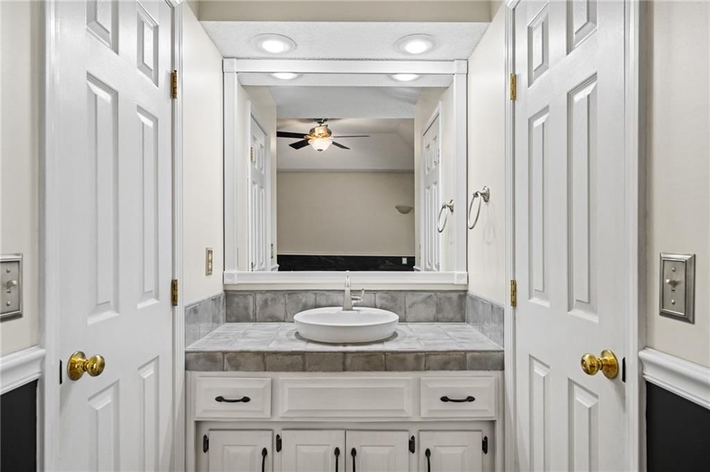 1613 E Sleepy Hollow Circle — photo 43