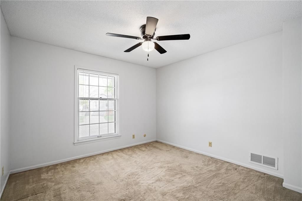 1613 E Sleepy Hollow Circle — photo 47