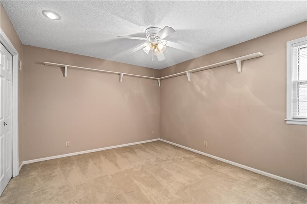 1613 E Sleepy Hollow Circle — photo 50
