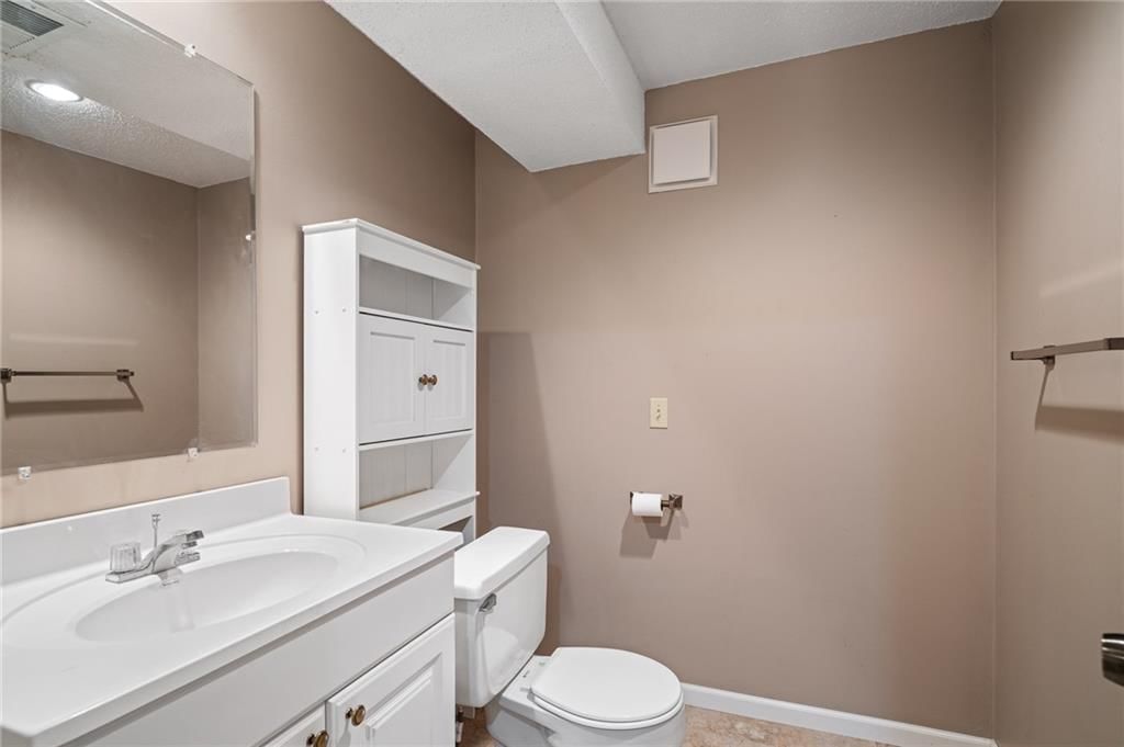 1613 E Sleepy Hollow Circle — photo 60