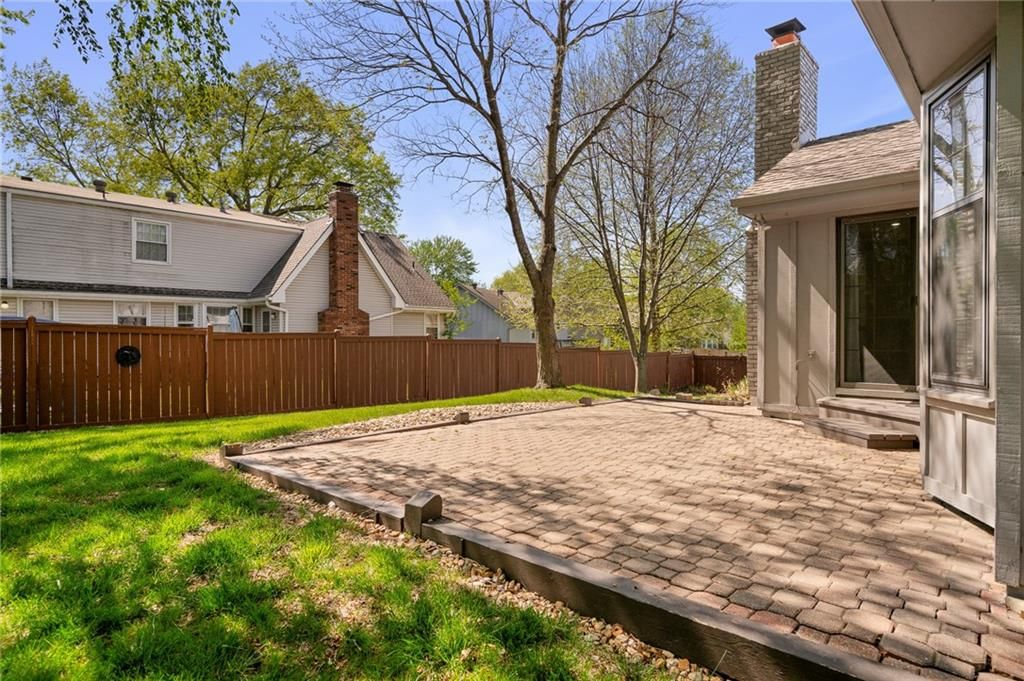 1613 E Sleepy Hollow Circle — photo 63