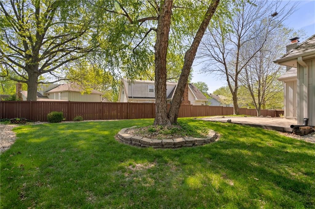 1613 E Sleepy Hollow Circle — photo 64