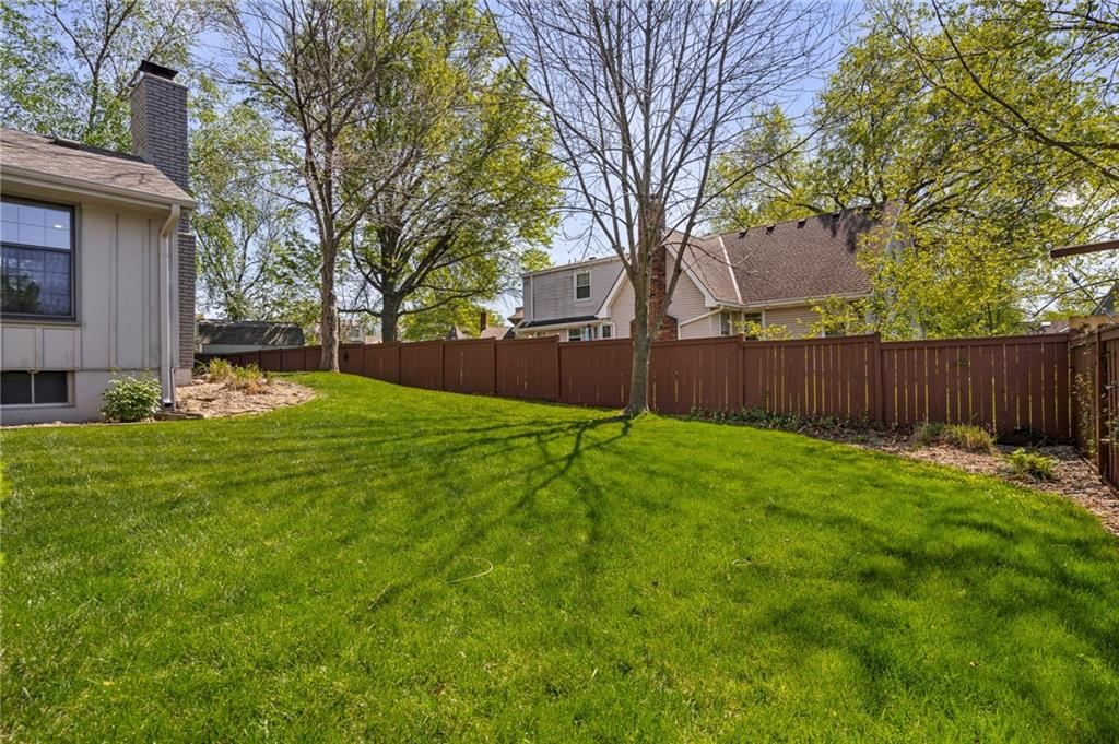 1613 E Sleepy Hollow Circle — photo 68