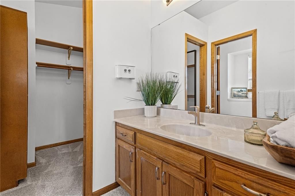 3200 S Bryn Mawr Drive — photo 11