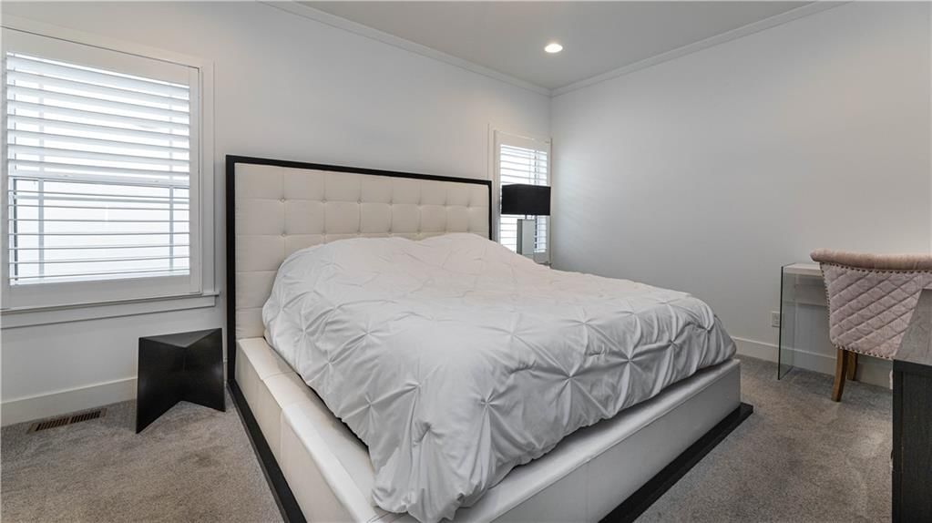 1032 SW Armie Street — photo 14