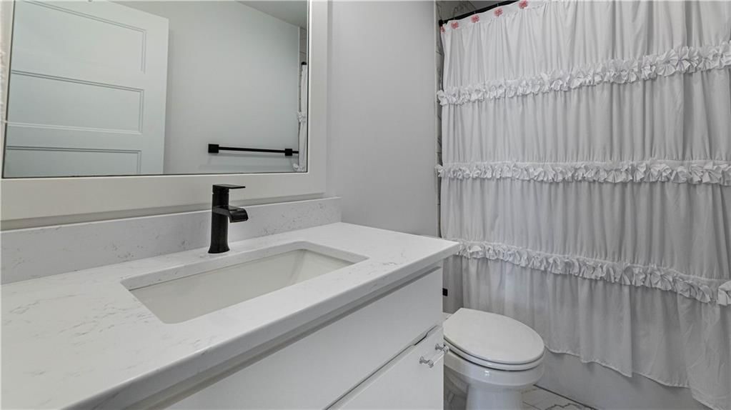 1032 SW Armie Street — photo 22