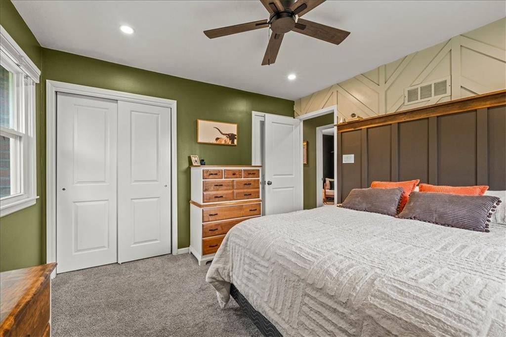 109 SE Moore Court — photo 22