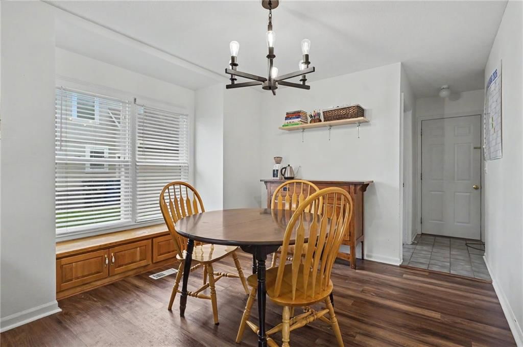 556 Brentwood Drive — photo 14