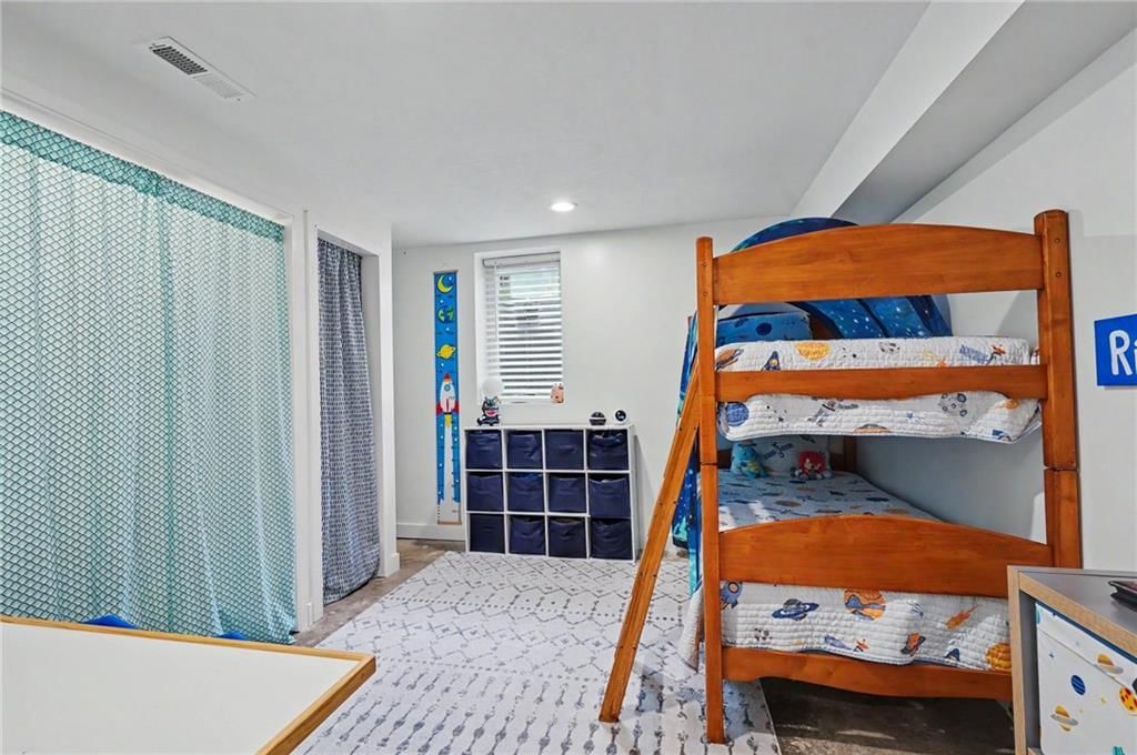 556 Brentwood Drive — photo 30