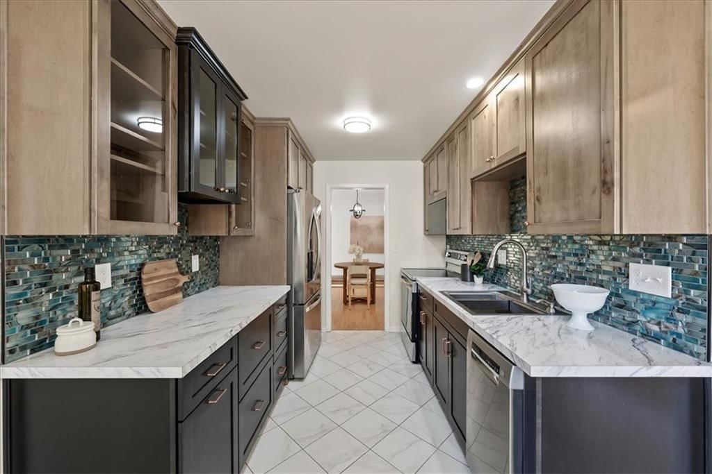 8125 Summit Street — photo 9
