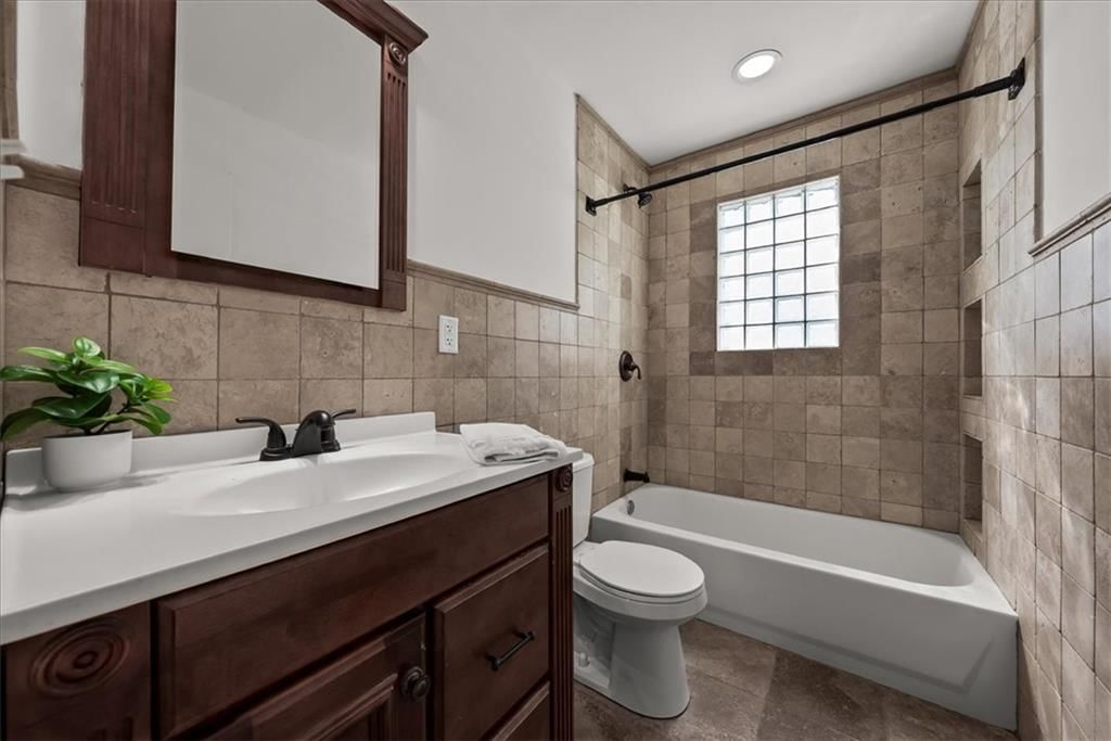 8125 Summit Street — photo 16