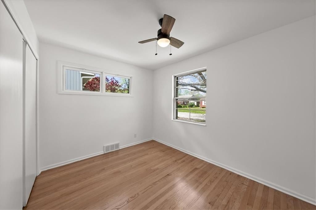 8125 Summit Street — photo 17