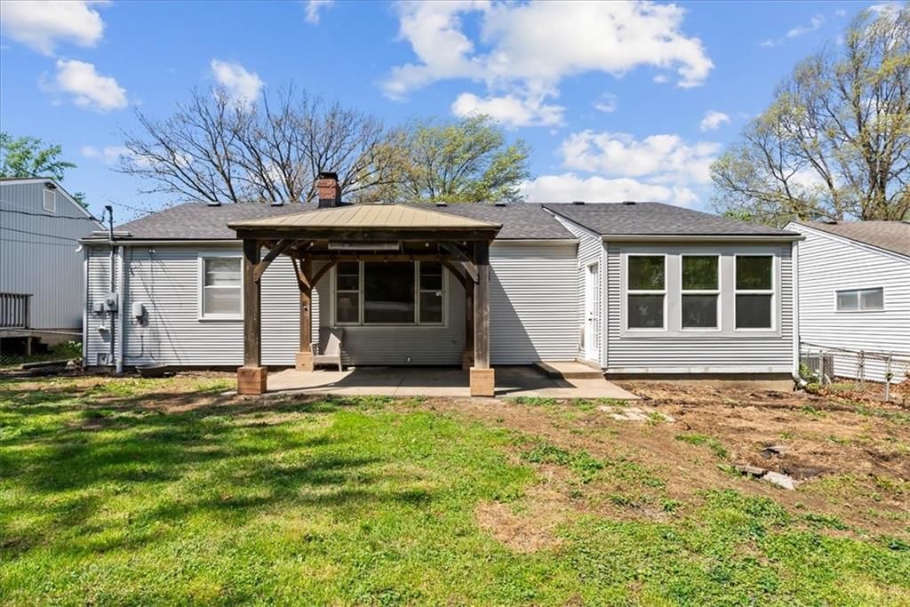 8125 Summit Street — photo 23