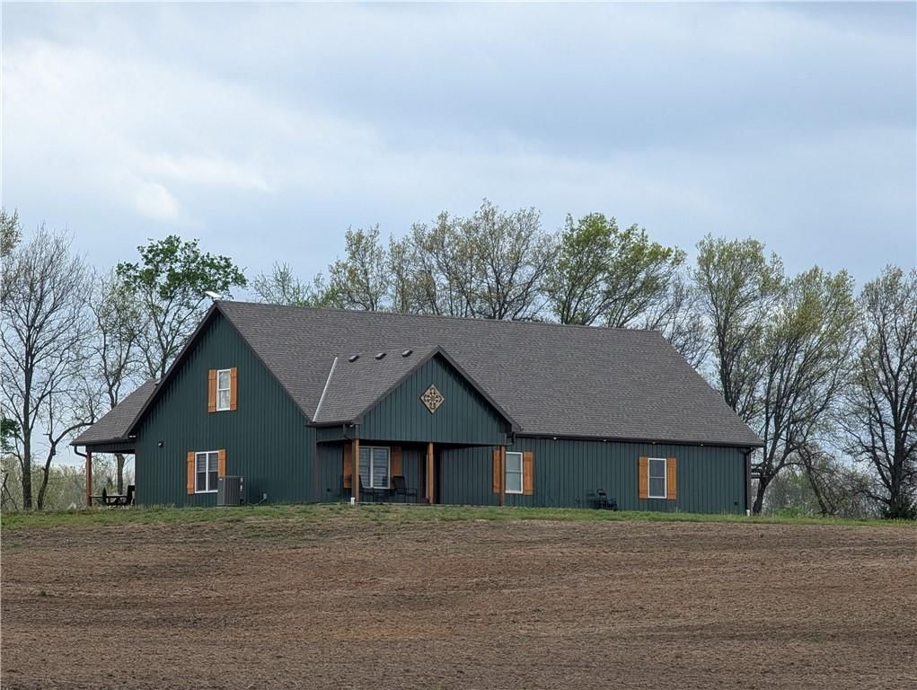 18306 Ozark Lane — photo 2