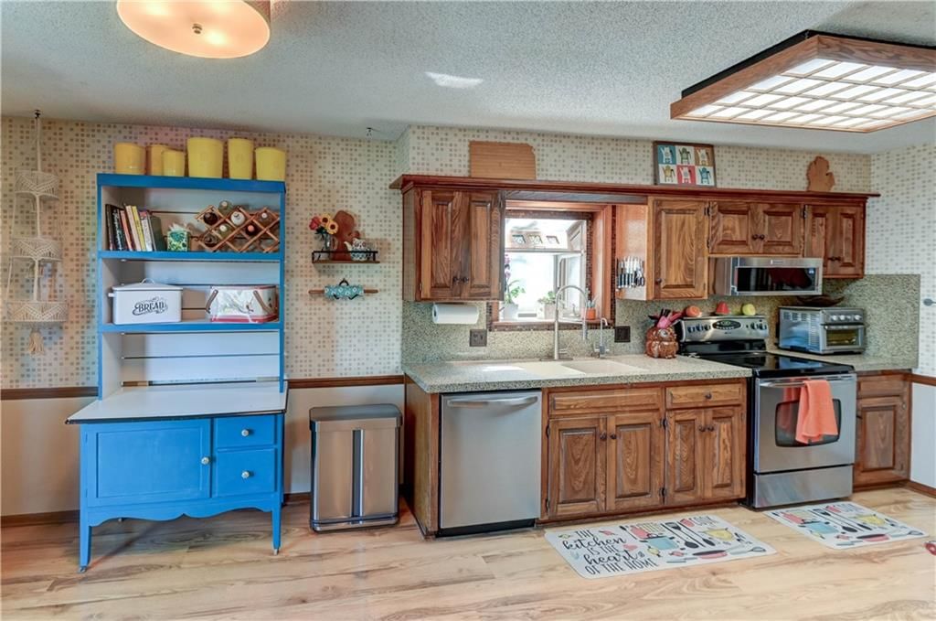 6513 Cottonwood Drive — photo 9