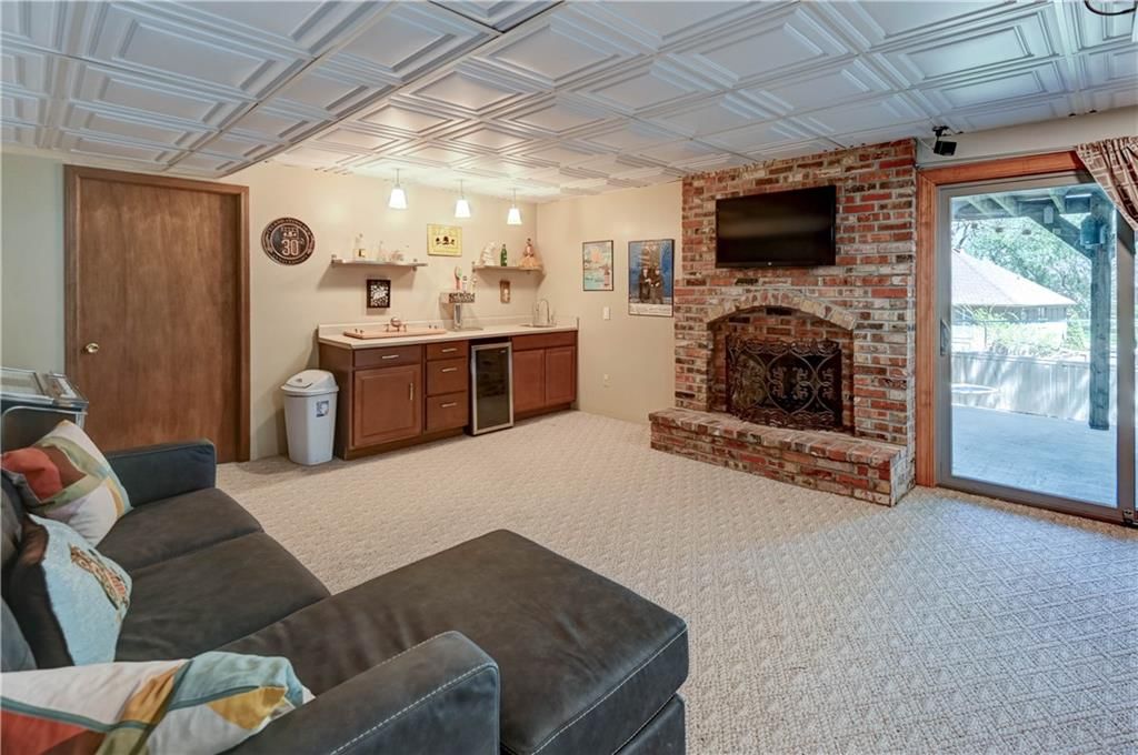 6513 Cottonwood Drive — photo 40