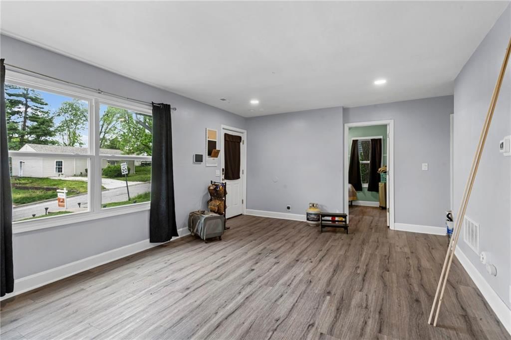 4506 Walker Avenue — photo 6