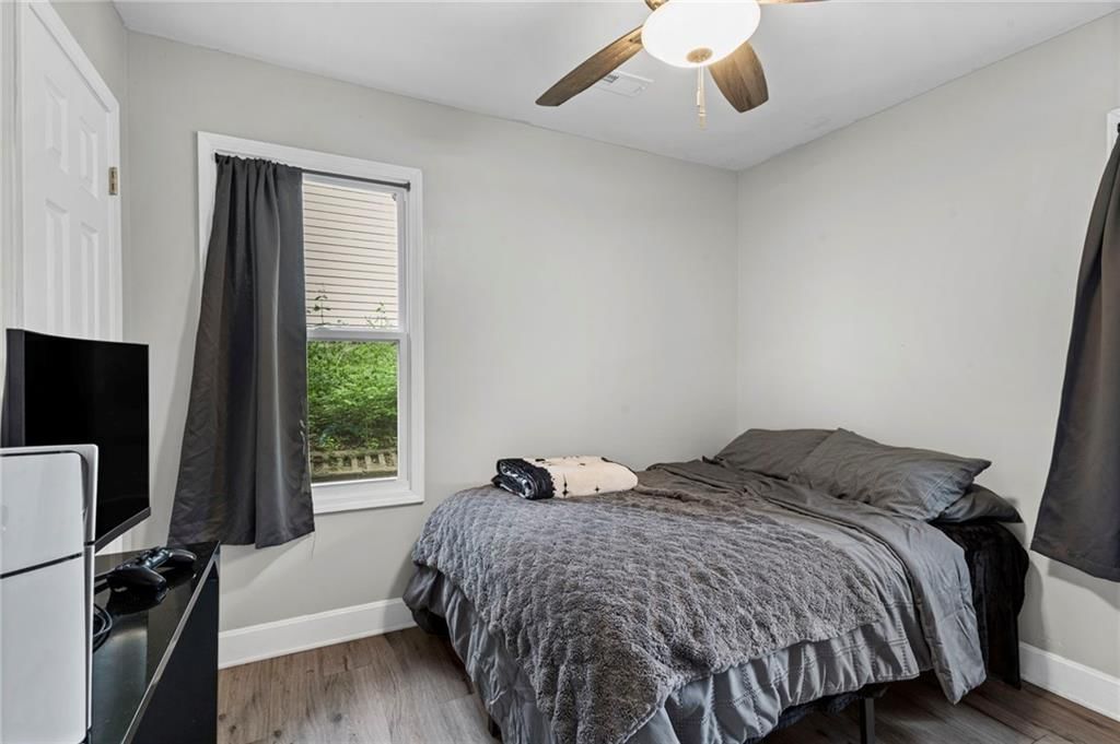 4506 Walker Avenue — photo 10