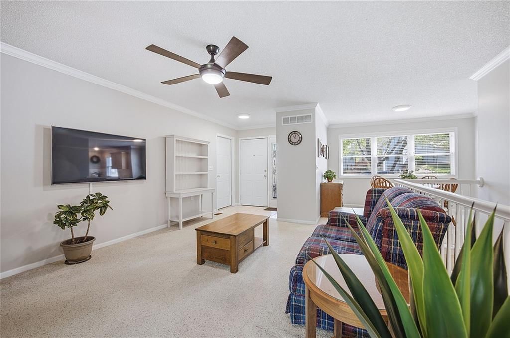 629 N Somerset Terrace — photo 4