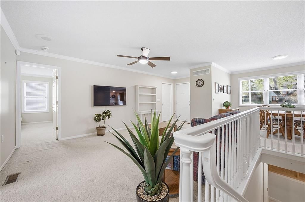 629 N Somerset Terrace — photo 5