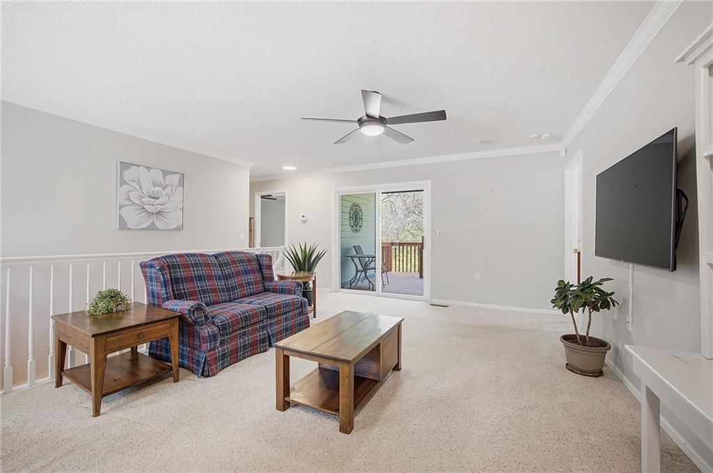 629 N Somerset Terrace — photo 9