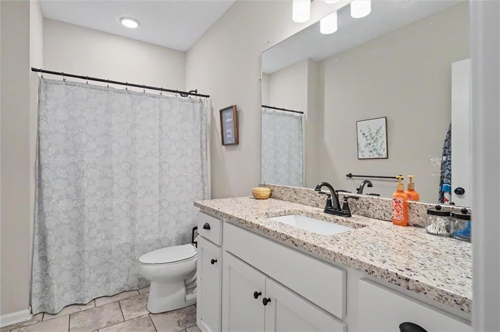 1612 Oak Street — photo 19