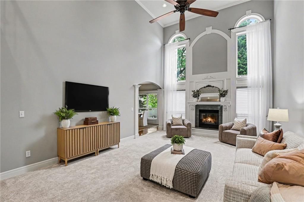 9708 Walnut Woods Drive — photo 3
