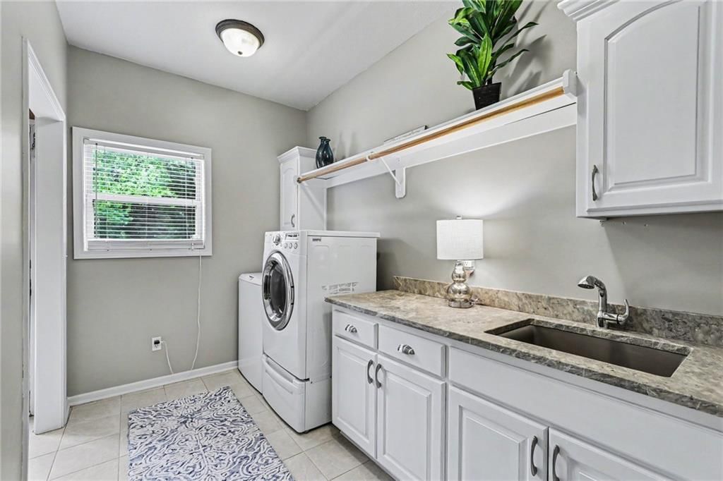 9708 Walnut Woods Drive — photo 14