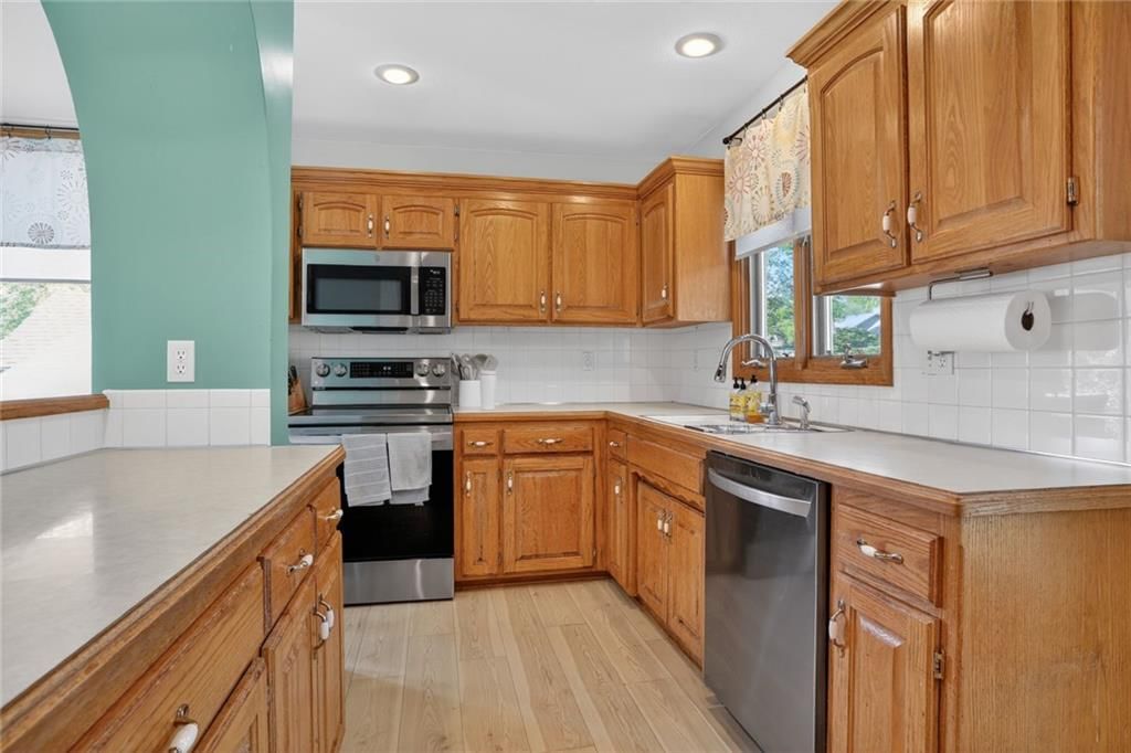 290 W Westhoff Place — photo 7