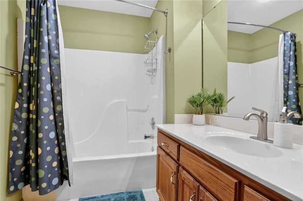 290 W Westhoff Place — photo 9