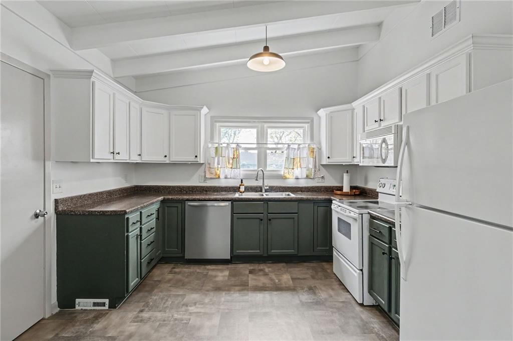 706 W Brown Street — photo 6