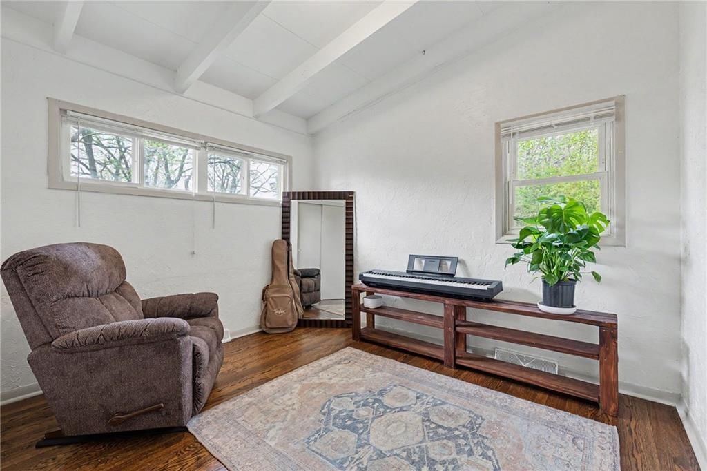 706 W Brown Street — photo 15