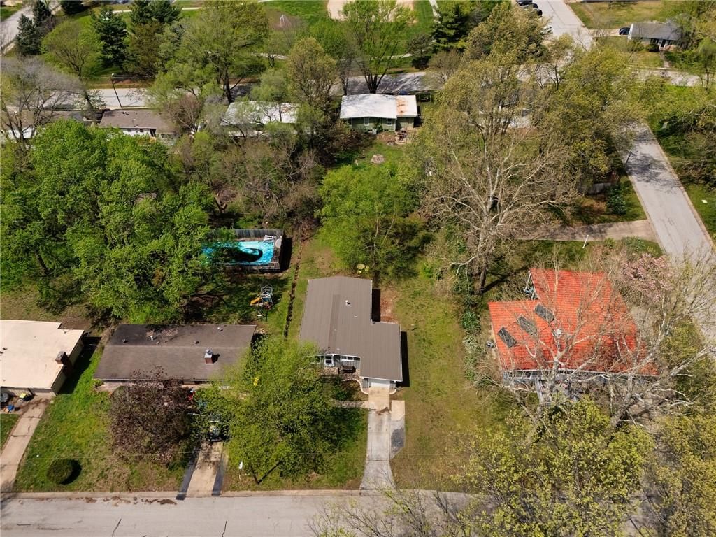 706 W Brown Street — photo 22