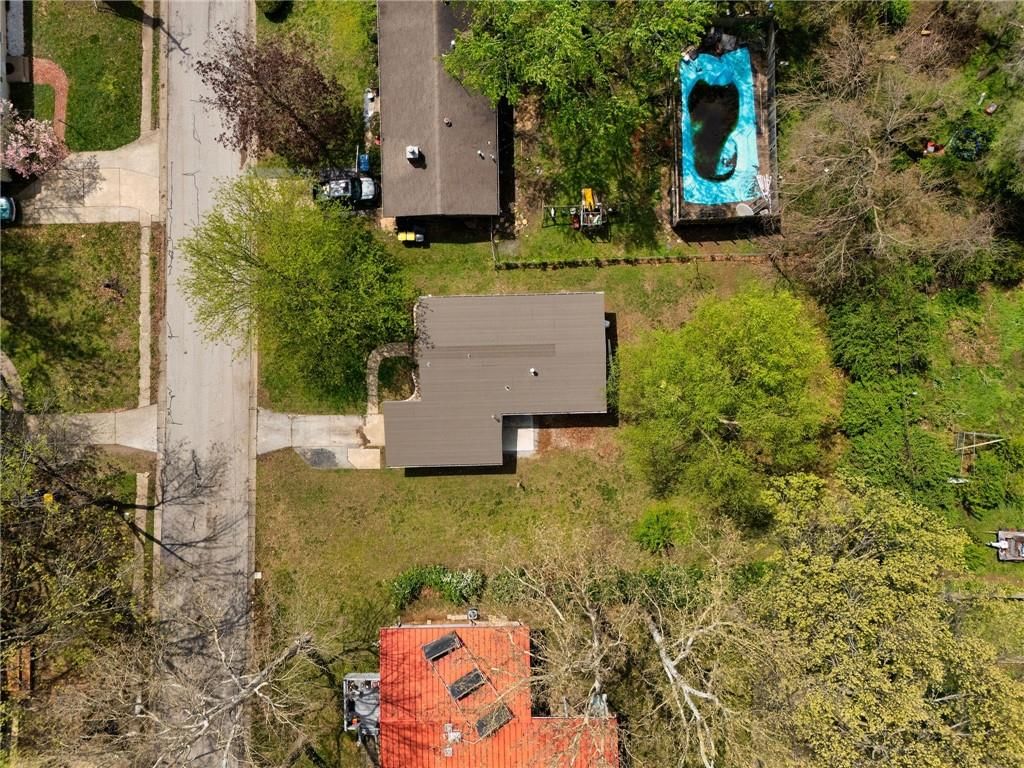 706 W Brown Street — photo 24