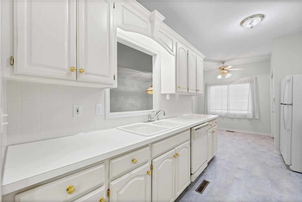 200 SE Ridgeview Drive — photo 12